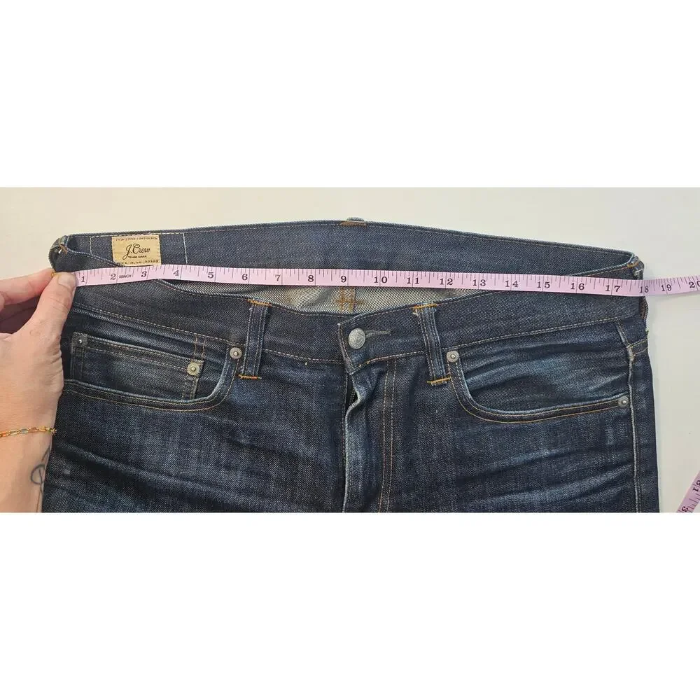 33 x 32 J. Crew style 484 slim fit dark wash career casual comfort blue jeans